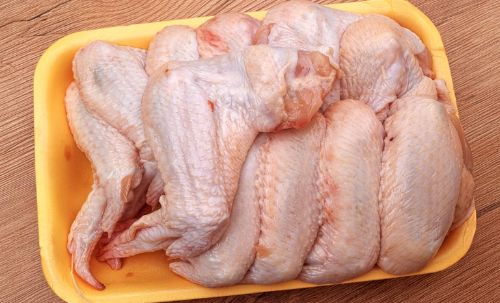 Novas habilitações de frigoríficos para exportação de carne de frango halal à Malásia