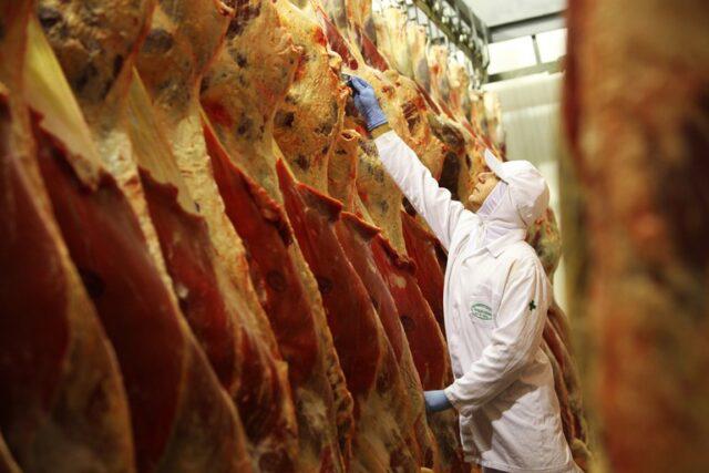 MT deve fechar 2021 com recorde nas exportações de carne, estima Imac