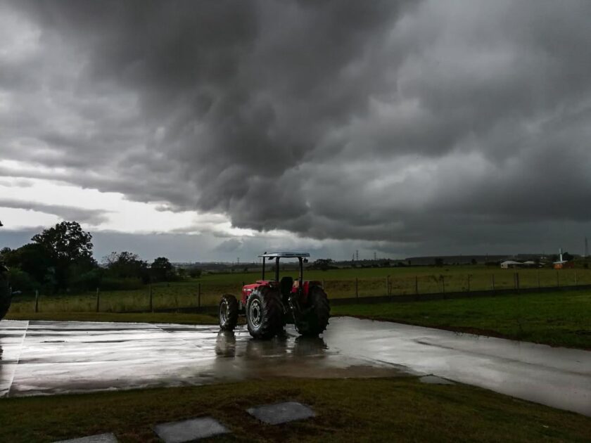 Previsão: chuva continua no Centro-Norte, e Sul terá tempo mais seco