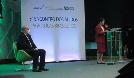 Encontro reúne adidos agrícolas para discutir estratégias comerciais