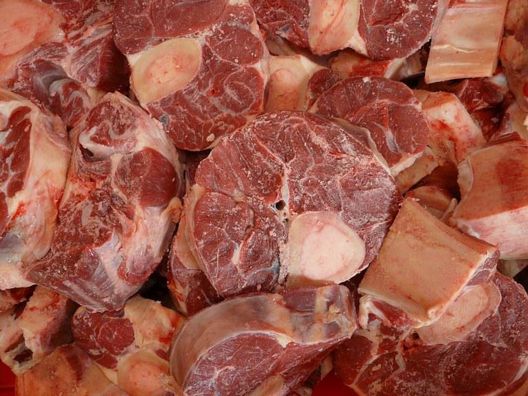 Argentina suspende exportação de carne por 30 dias e culpa alta de preço