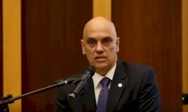 “Não há chance de recuar um milímetro”, diz Alexandre de Moraes a jornal dos EUA