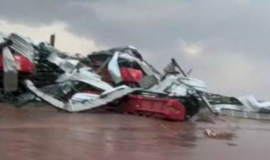 Galpões, casas e maquinários ficam destruídos em temporal na região de fronteira
