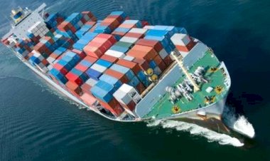 Exportações crescem 6,0 porcento no mês, puxadas pela indústria extrativa e agropecuária.
