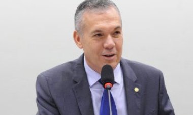 Projeto de Zé Silva protege produtores e combate distorções no mercado do leite