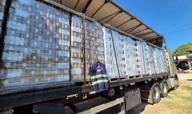 Fiscais apreendem 128 mil latas de cerveja e 48 toneladas de soja