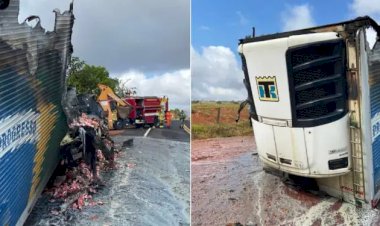 Carreta com leite condensado pega fogo e carga deixa GO-210 escorregadia em Caldas Novas