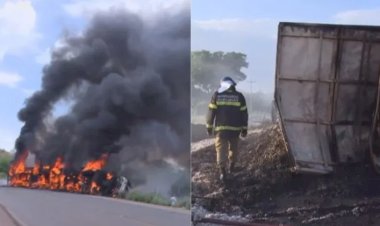 Carreta com carga de algodão tomba, pega fogo e fica destruída em rodovia no Maranhão