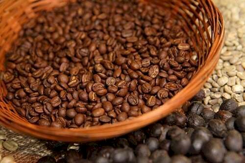 China habilita 183 empresas brasileiras de café em resposta ao tarifaço
