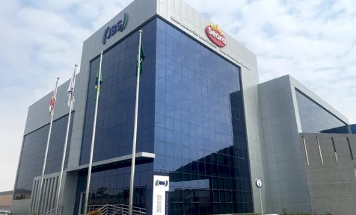 JBS amplia operação na Arábia Saudita com nova planta e plano de expansão até 2026