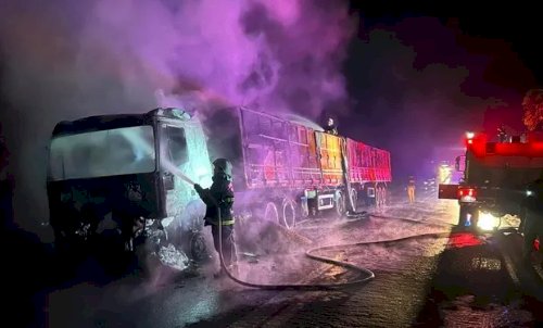 Incêndios no agro mobilizam bombeiros em MT e atingem carreta com soja e barracão