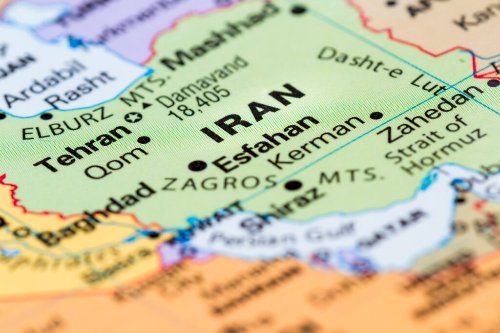 Conflito no Irã ameaça safra brasileira e preços de alimentos